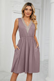 Contrast V-Neck Sleeveless Dress